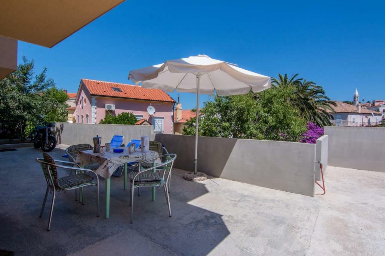 Apartments Villa Forida Mali Losinj Bagian luar foto